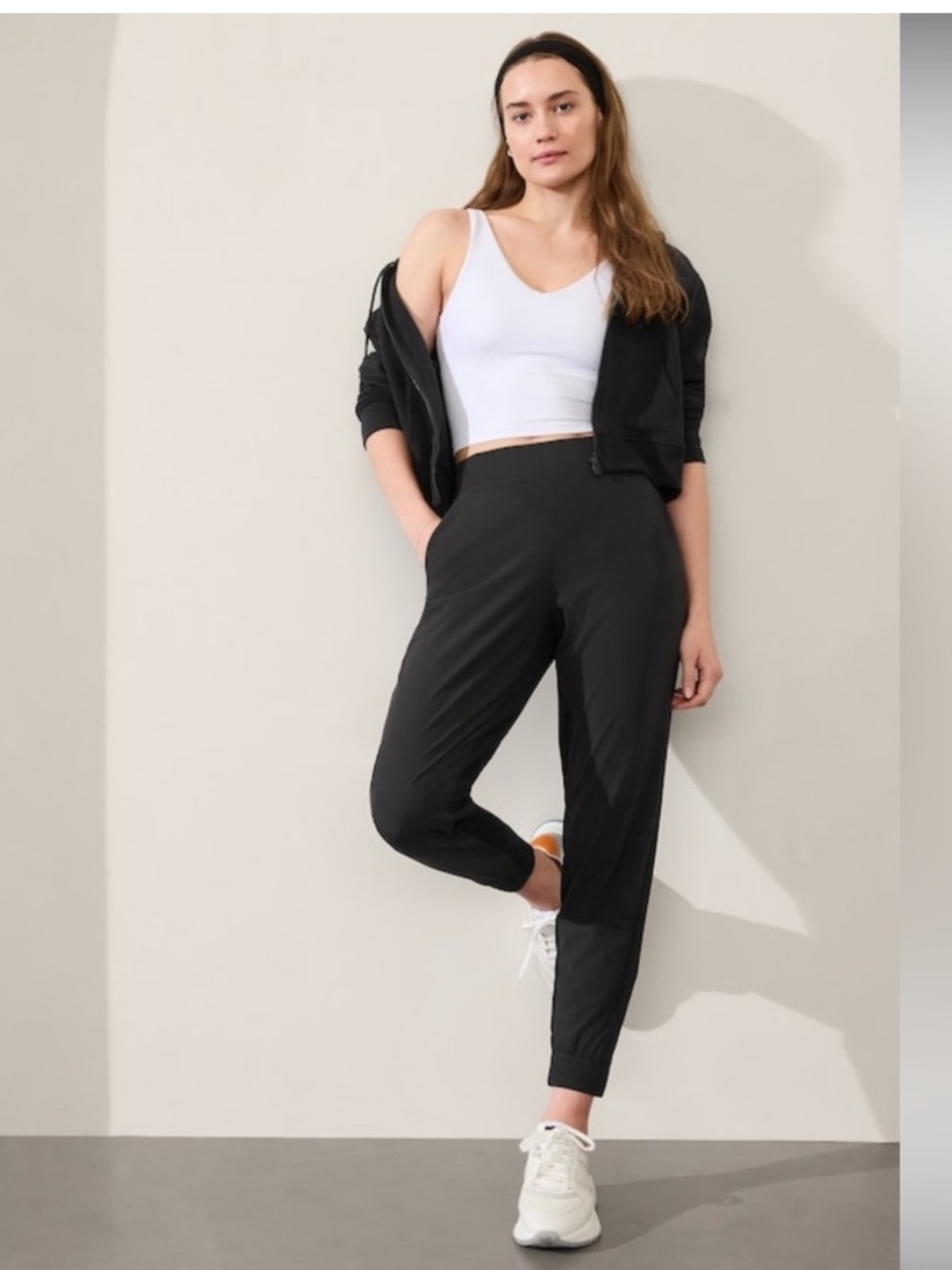 ATHLETA Brooklyn Jogger Black Size 8 TALL